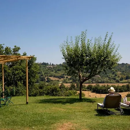 Gasthaus Poggiovalle Tenuta Italiana Città della Pieve Exterior foto
